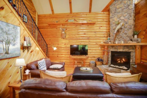 Tree Top Lodge - Gorgeous Lake Cabin with Hot Tub & Magnificent Views of Forests and Mountains! cabin